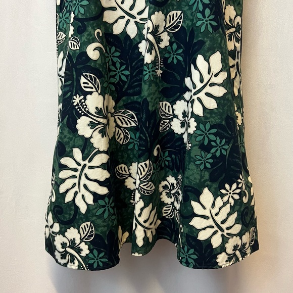 Hinalea Women’s Vintage Green Hawaiian Print Sleeveless Dress - Made In Hawaii - Picture 6 of 8